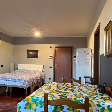 Ferienwohnung Ampio Monolocale Brescia Exterior foto